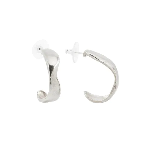 ama earrings