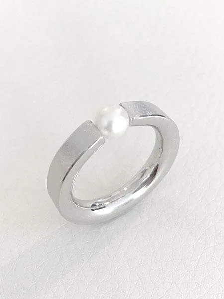 Bague simple en argent sterling et perle