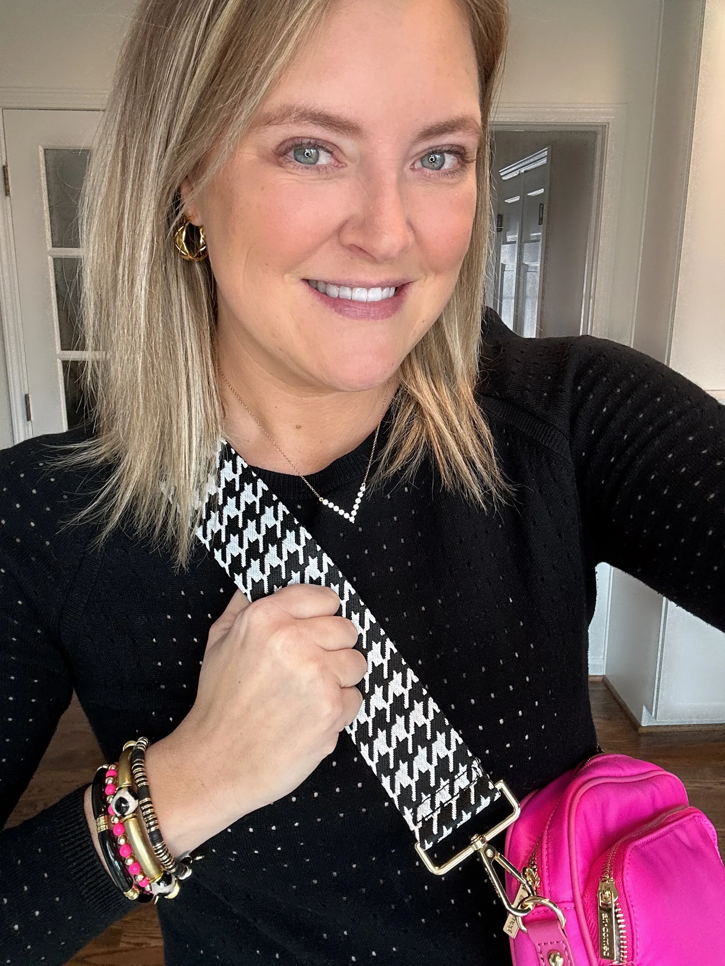 Black and White Houndstooth Strap