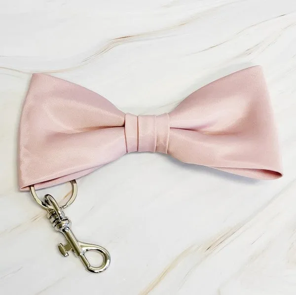 Bow Key Chain – Classic Charm, Everyday Elegance