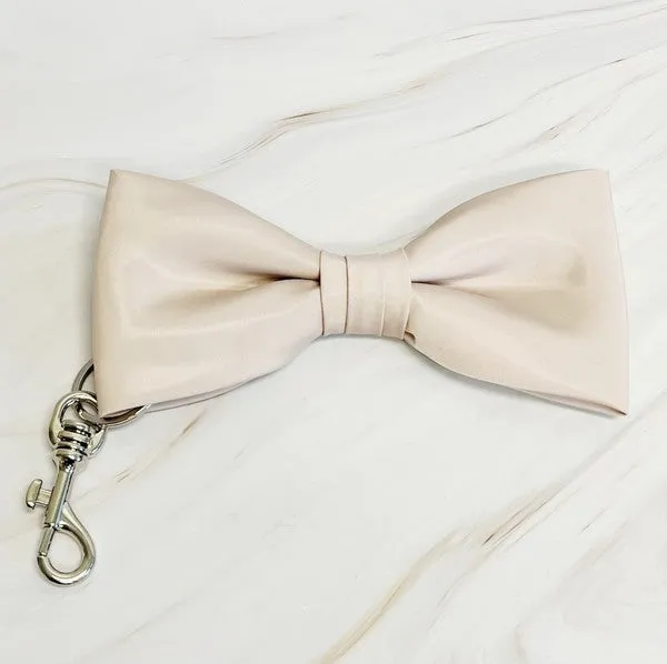 Bow Key Chain – Classic Charm, Everyday Elegance