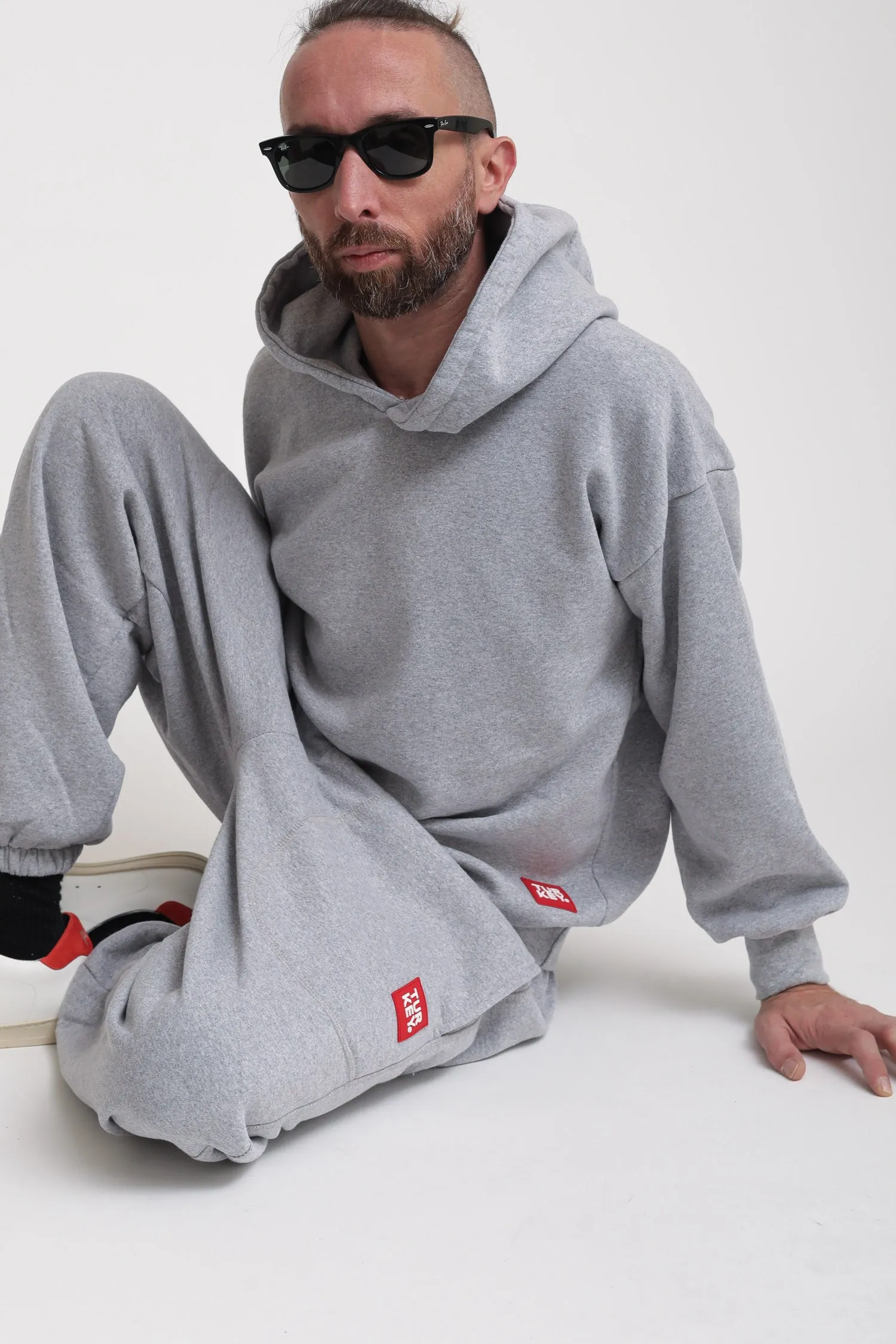 Bryan Basic - Grey
