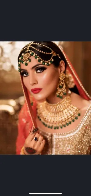 Classy Bridal Kundan Jewellery Set #J4193