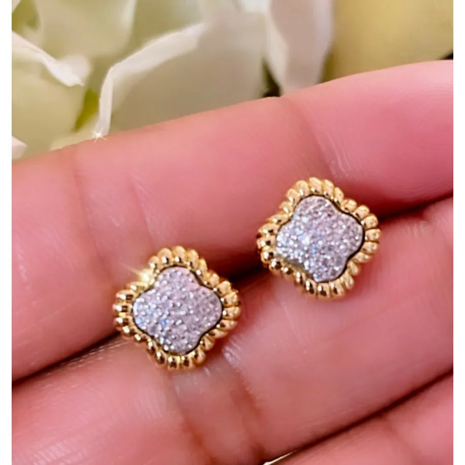 Clover Cable Studs