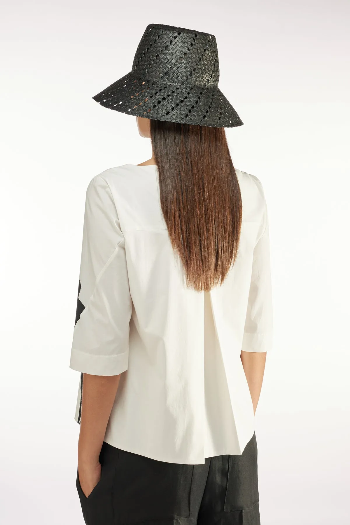 GIOVI COTTON BLEND TOP - BLACK MACRO ROSE