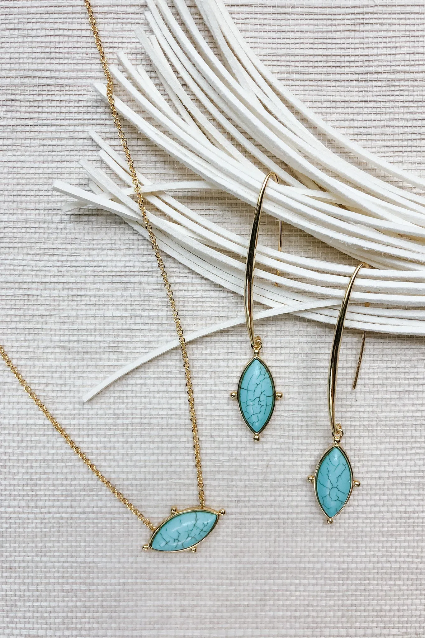Lauren Earrings, Turquoise