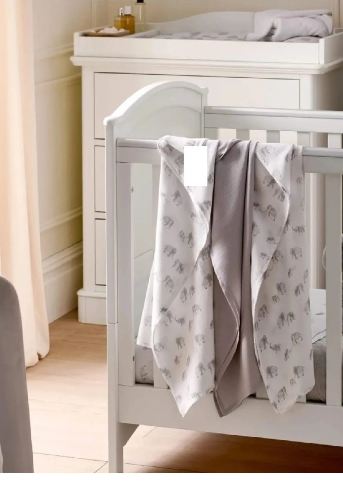 Mamas and Papas Large Muslins Elephant