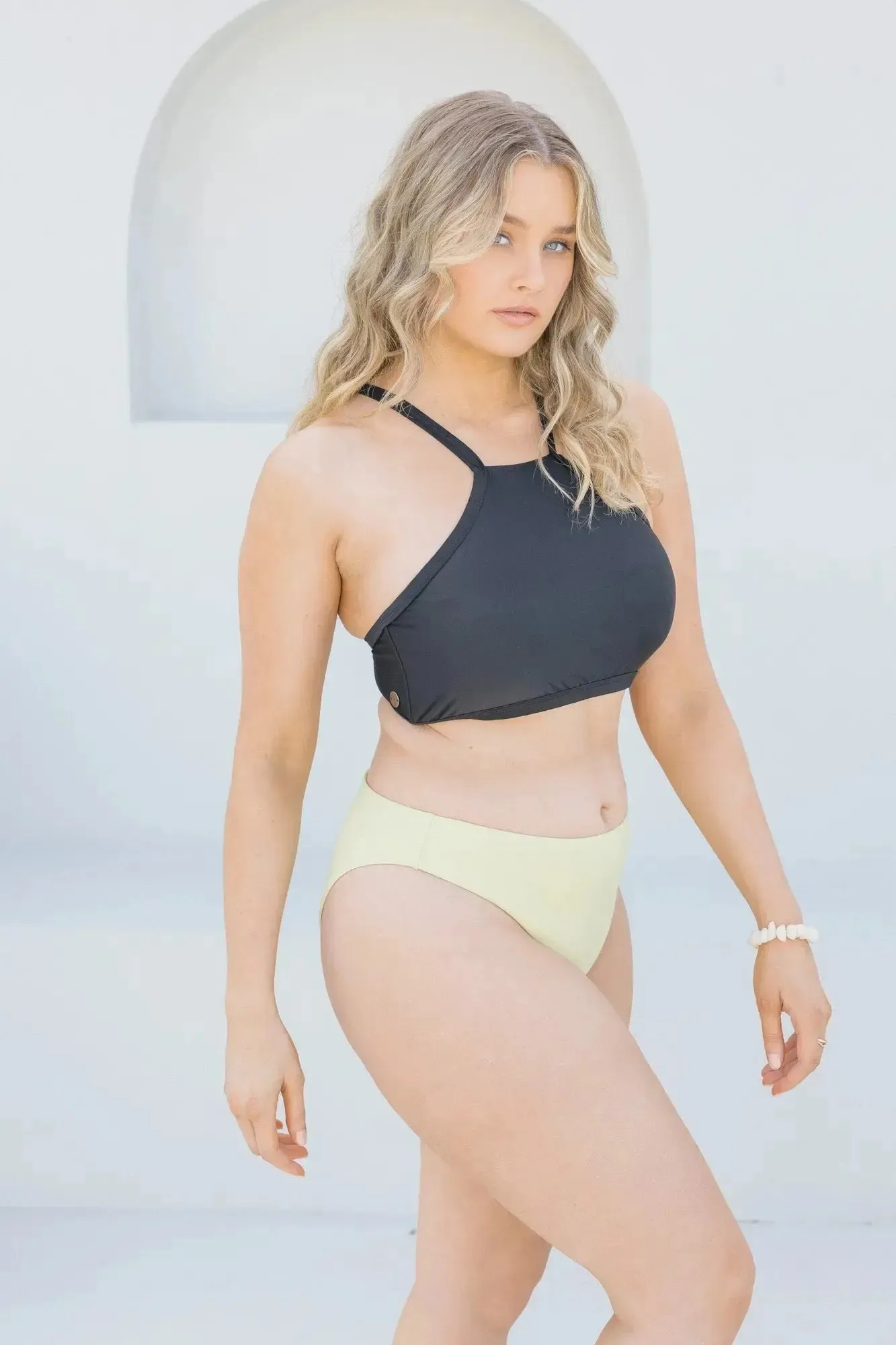 Matcha Basic Bottom