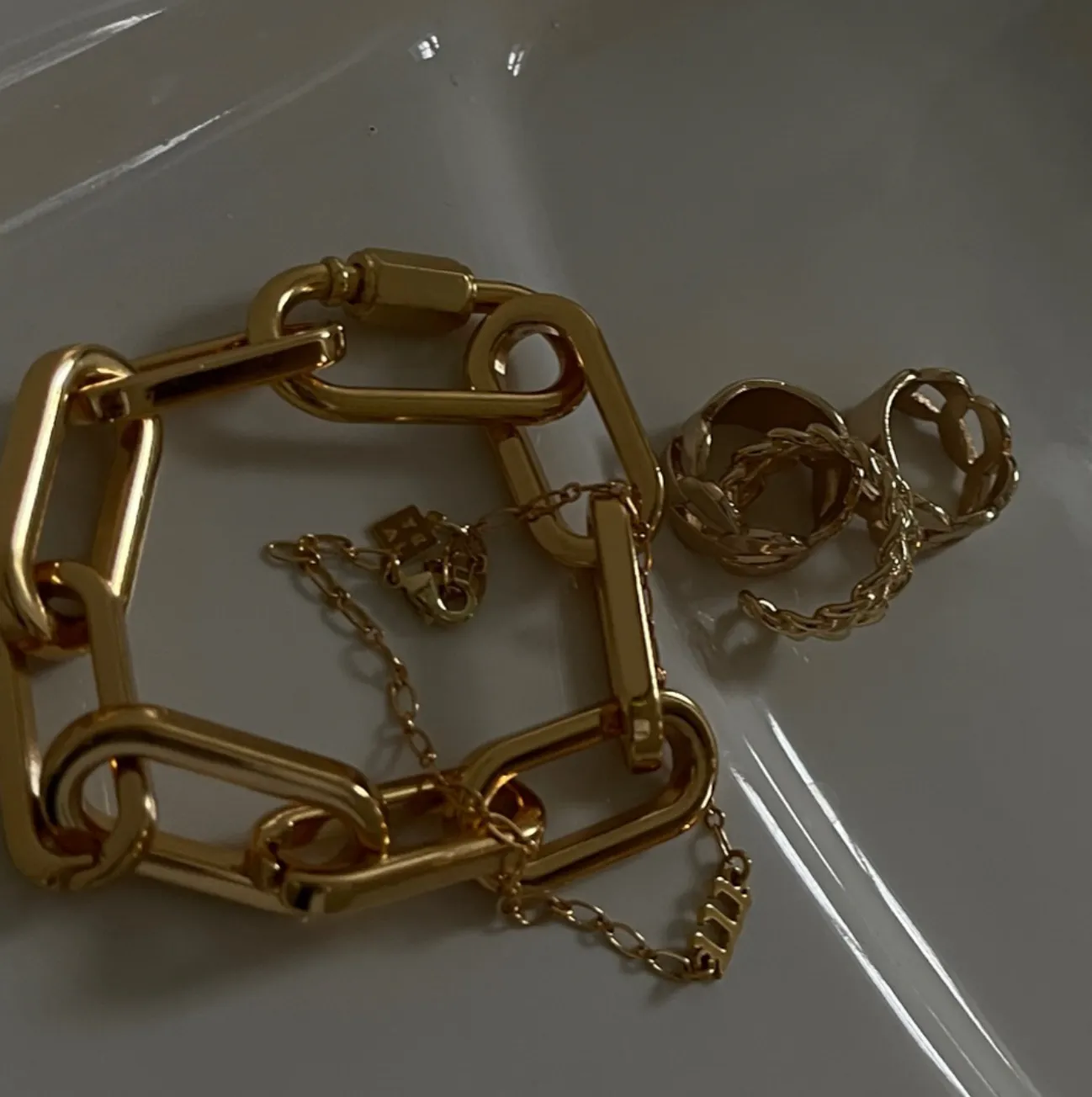 NIVA LINK BRACELET - GOLD