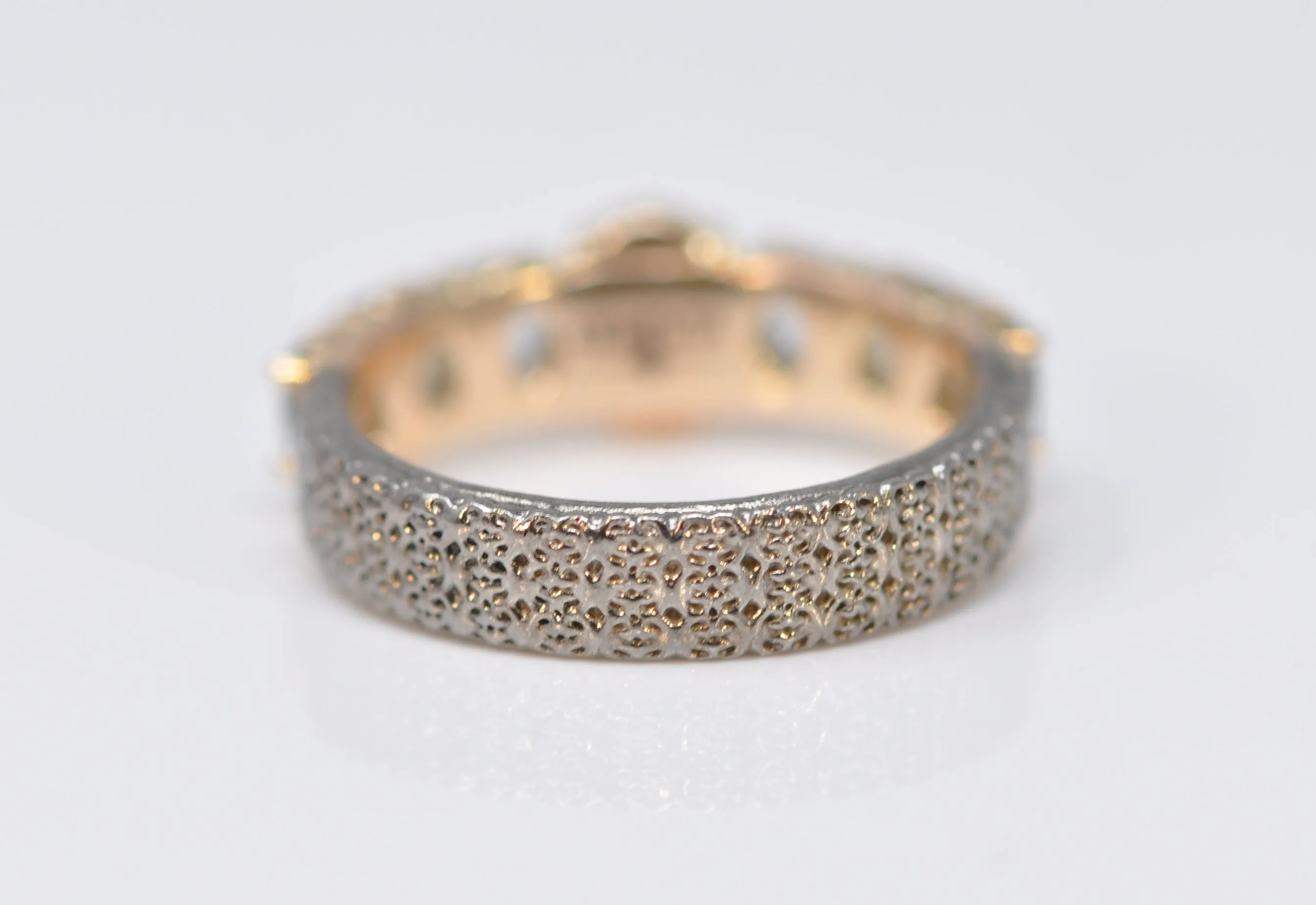 OVAL BLUE SPINEL STATEMENT RING