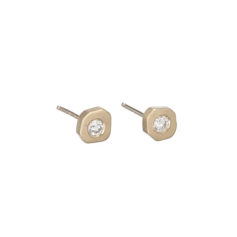 Pebble Studs
