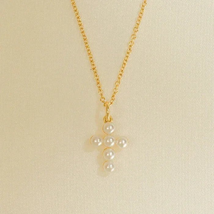 Pia Necklace