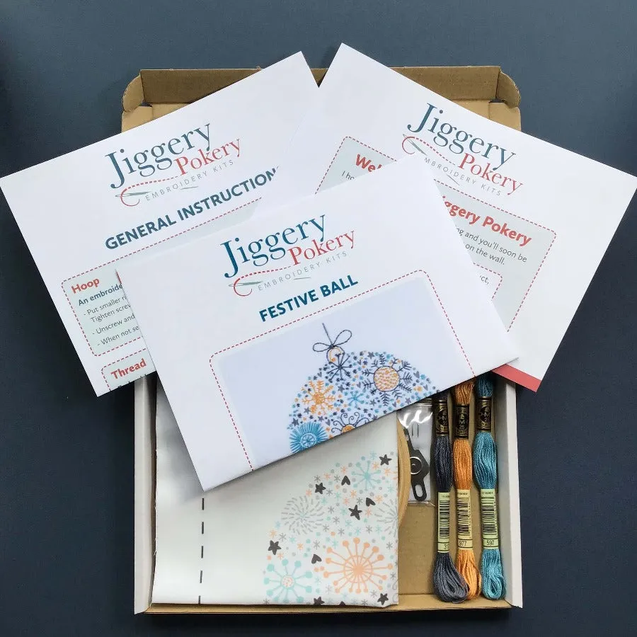 Simple Christmas embroidery kit