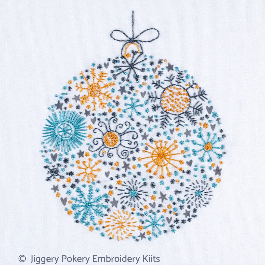 Simple Christmas embroidery kit
