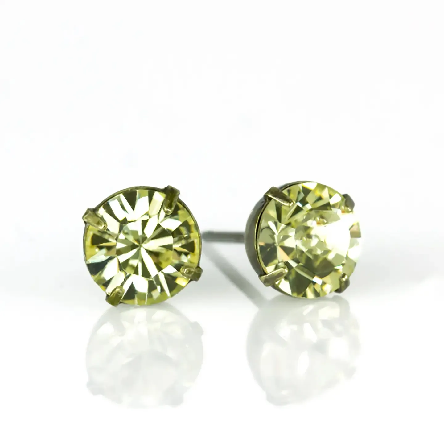 Simple Crystal Stud Earring - Brass - 6mm (JON)