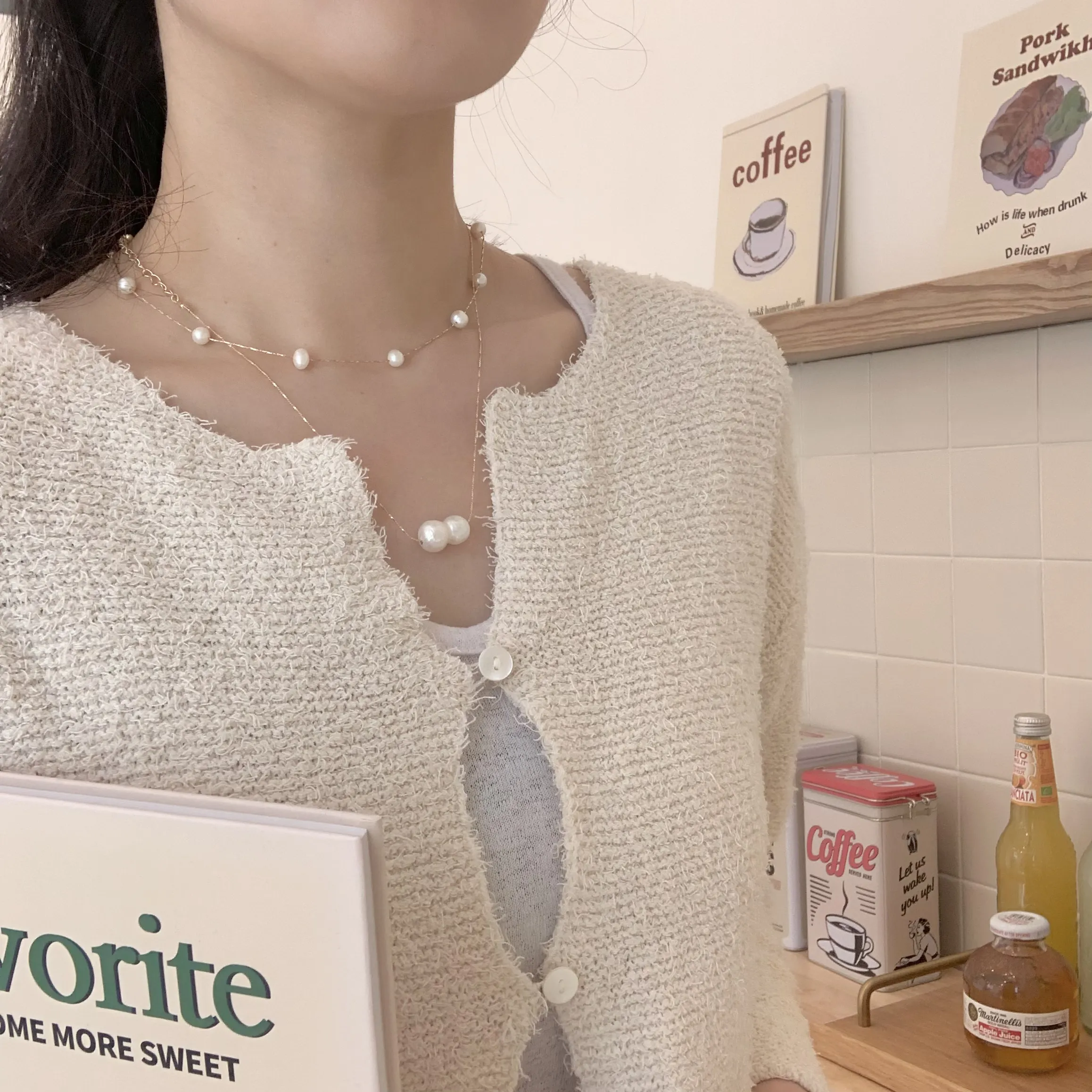 Simple Tiered Freshwater Cultured Pearls Choker Necklace