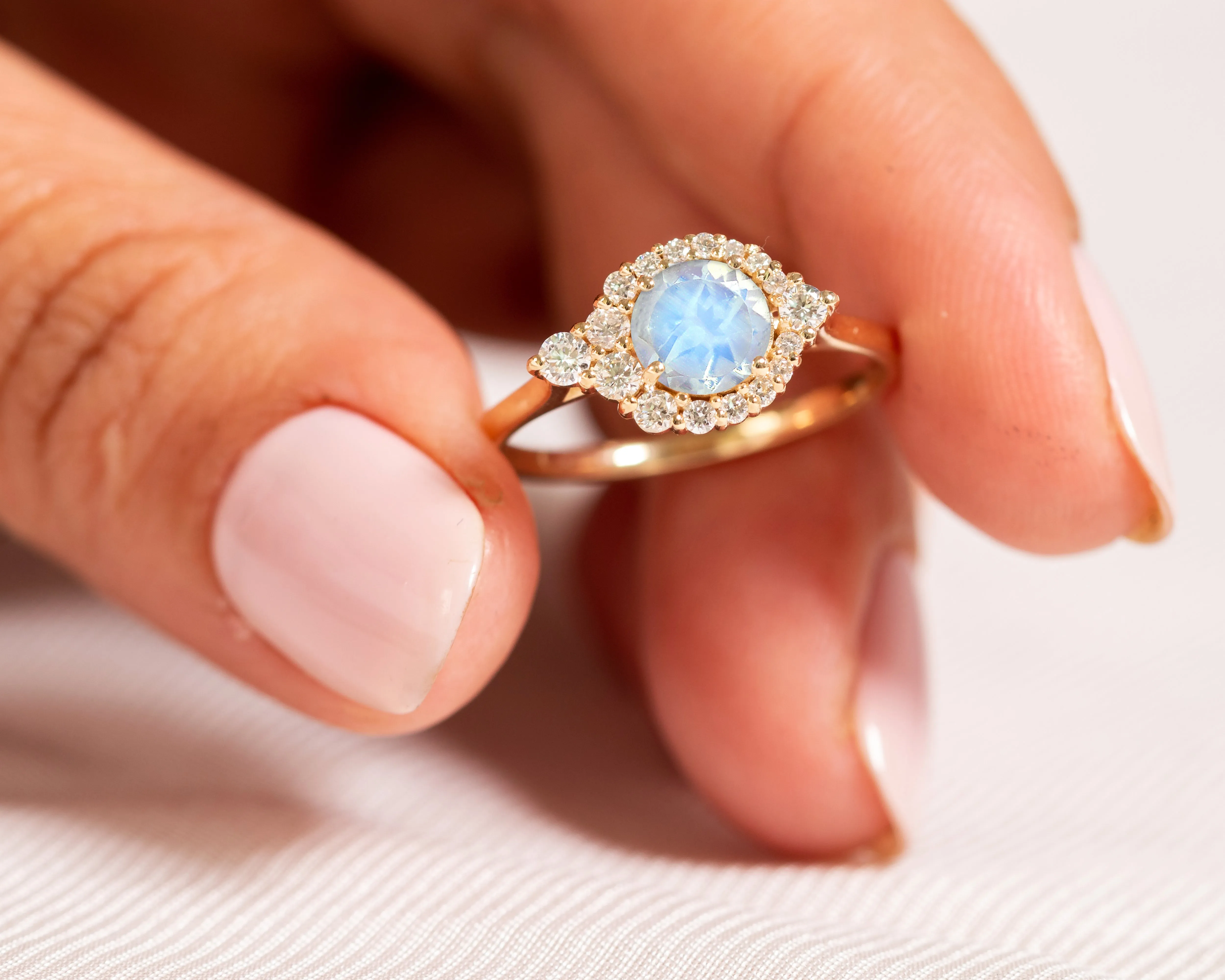 Wander Moonstone Ring
